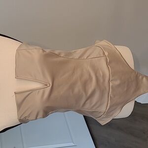 River Island Size US 12 Cream Sleeveless Bodysuit